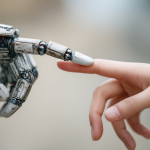 Desinformação Digital e a Proliferação de Vídeos Falsos com Inteligência Artificial