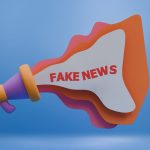 Ilustração 3D de um megafone colorido com a inscrição “Fake News”, simbolizando desinformação nas mídias digitais